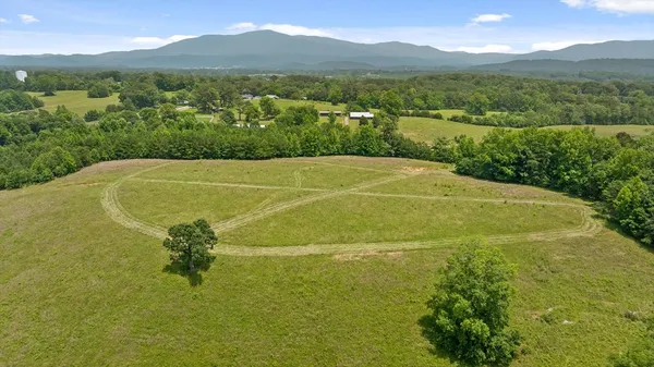 $2,395,000 | 1800 Highway 286, Chatsworth, GA 30705