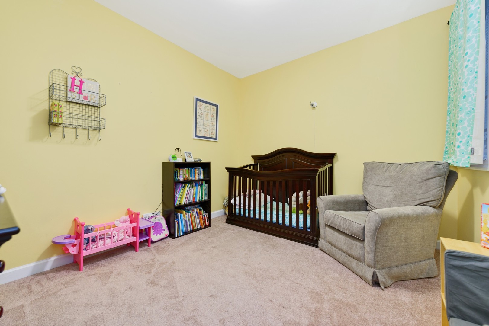 1475 West Irving Park Road, Unit 2W Chicago, IL 60613 - Photo 14 of 20