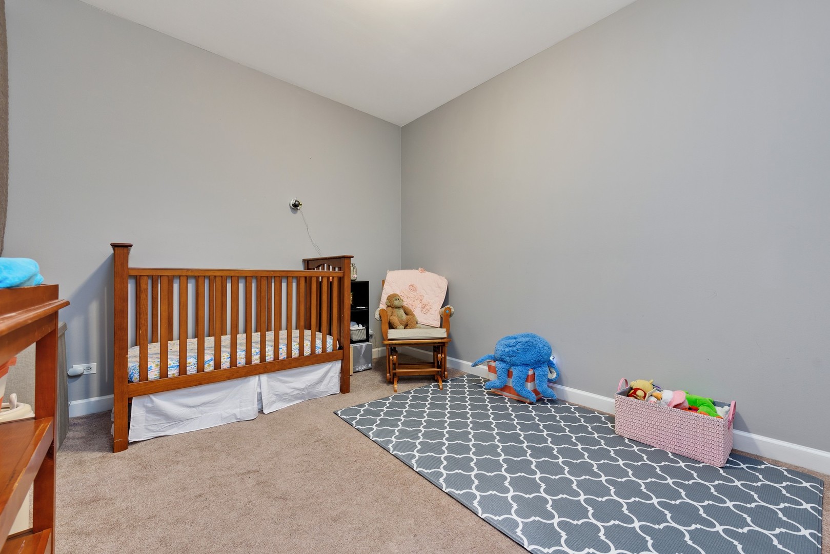 1475 West Irving Park Road, Unit 2W Chicago, IL 60613 - Photo 15 of 20