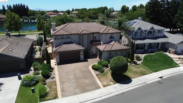 $669,900 | 5548 Cortina Lane, Stockton, CA 95219