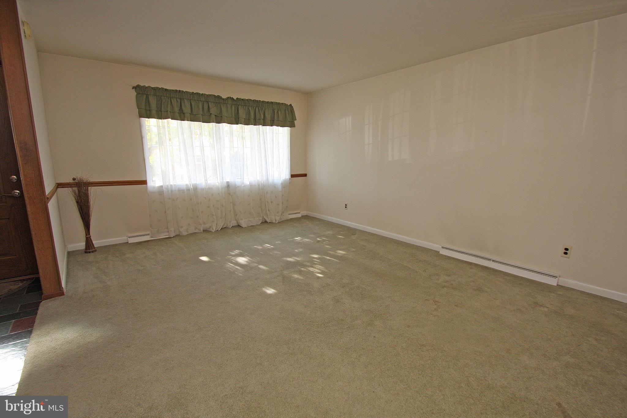 20 Burns Road Claymont, DE 19703 - Photo 6 of 43 Charming bay window and chair rail molding