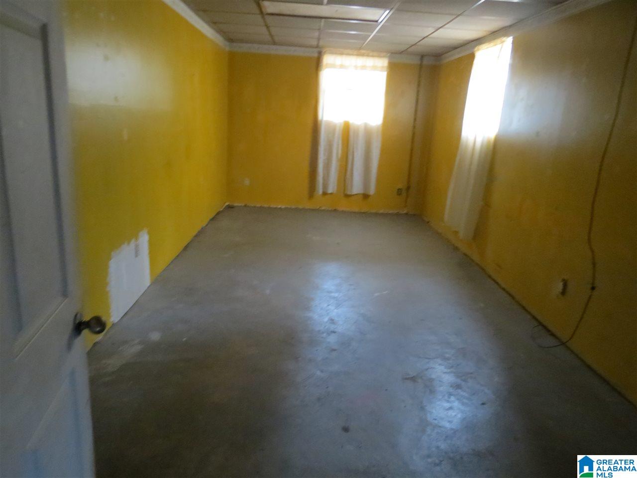 1357 Hall Street Southwest Birmingham, AL 35211 - Photo 5 of 20