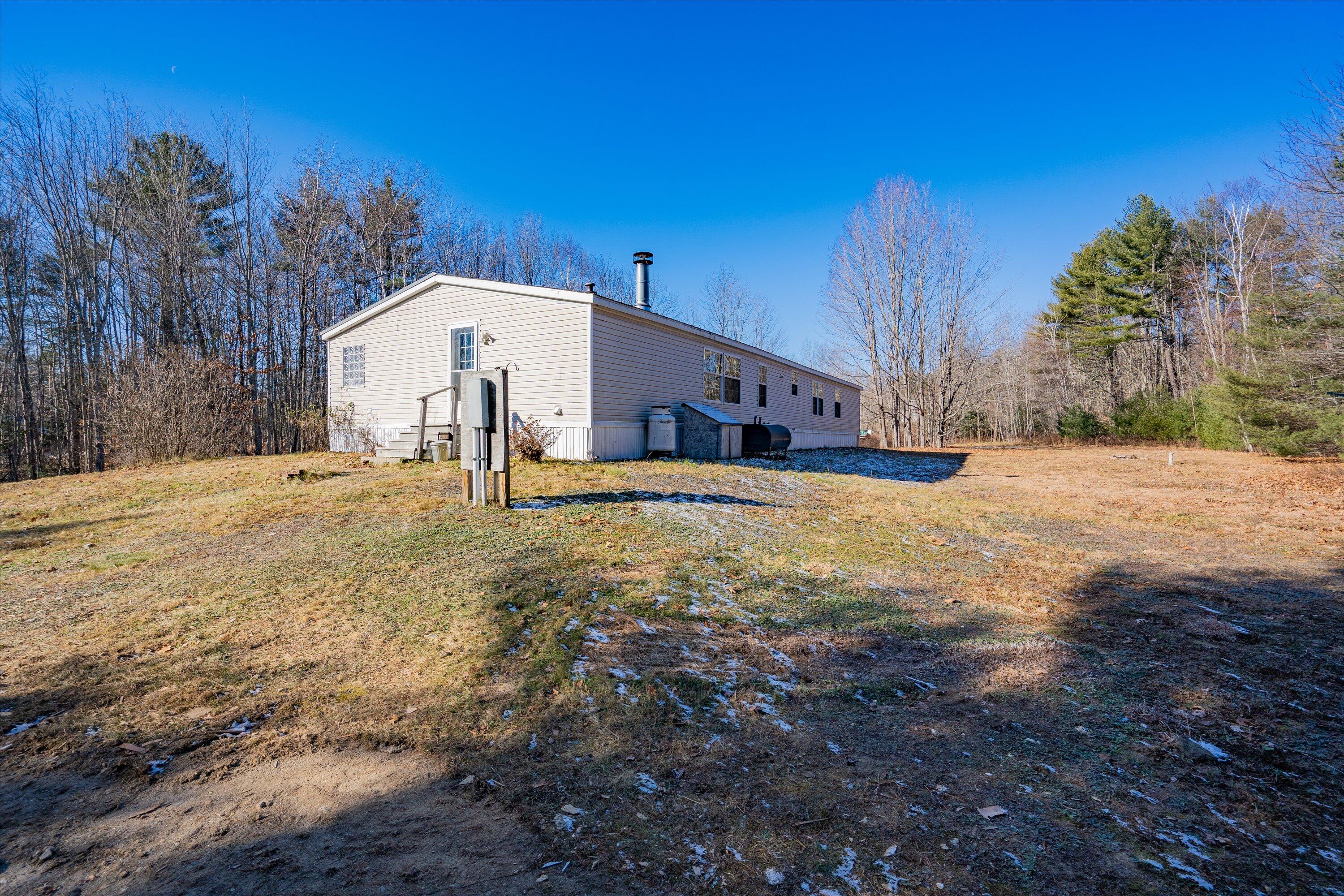 132 Cambell Shore Road Gray, ME 04039 - Photo 7 of 35 07-DSC00971