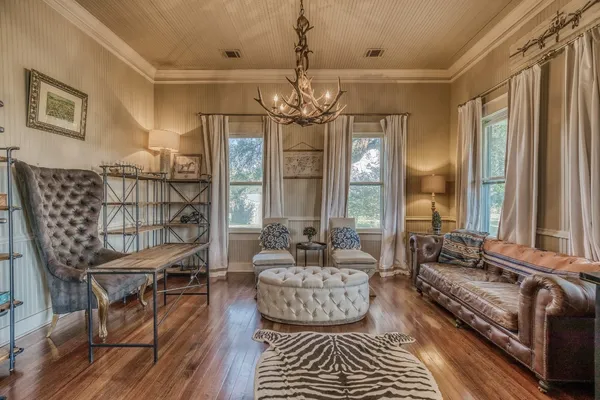 $2,900,000 | 4825 Mt Vernon Road, Brenham, TX 77833