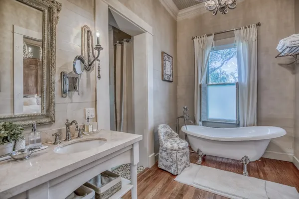 $2,900,000 | 4825 Mt Vernon Road, Brenham, TX 77833