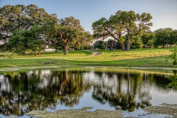 $2,900,000 | 4825 Mt Vernon Road, Brenham, TX 77833