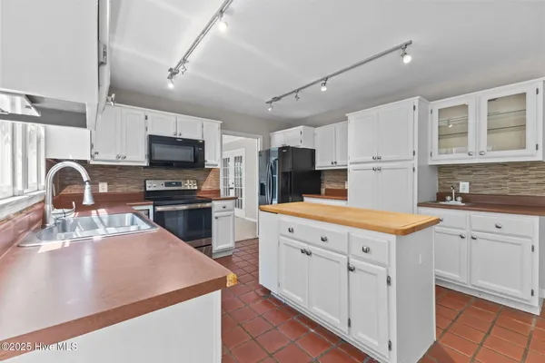 $2,700 | 225 Mitchell Road, Southern Pines, NC 28387