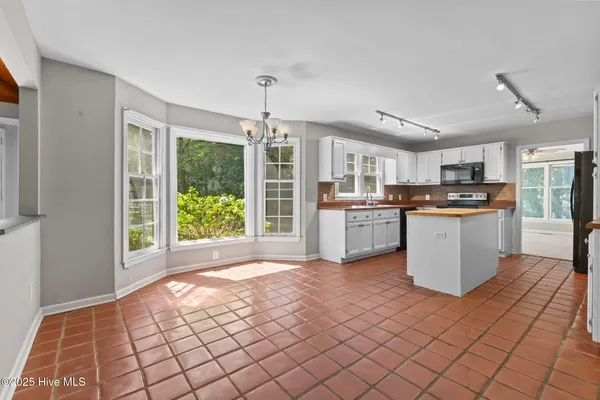 $2,700 | 225 Mitchell Road, Southern Pines, NC 28387