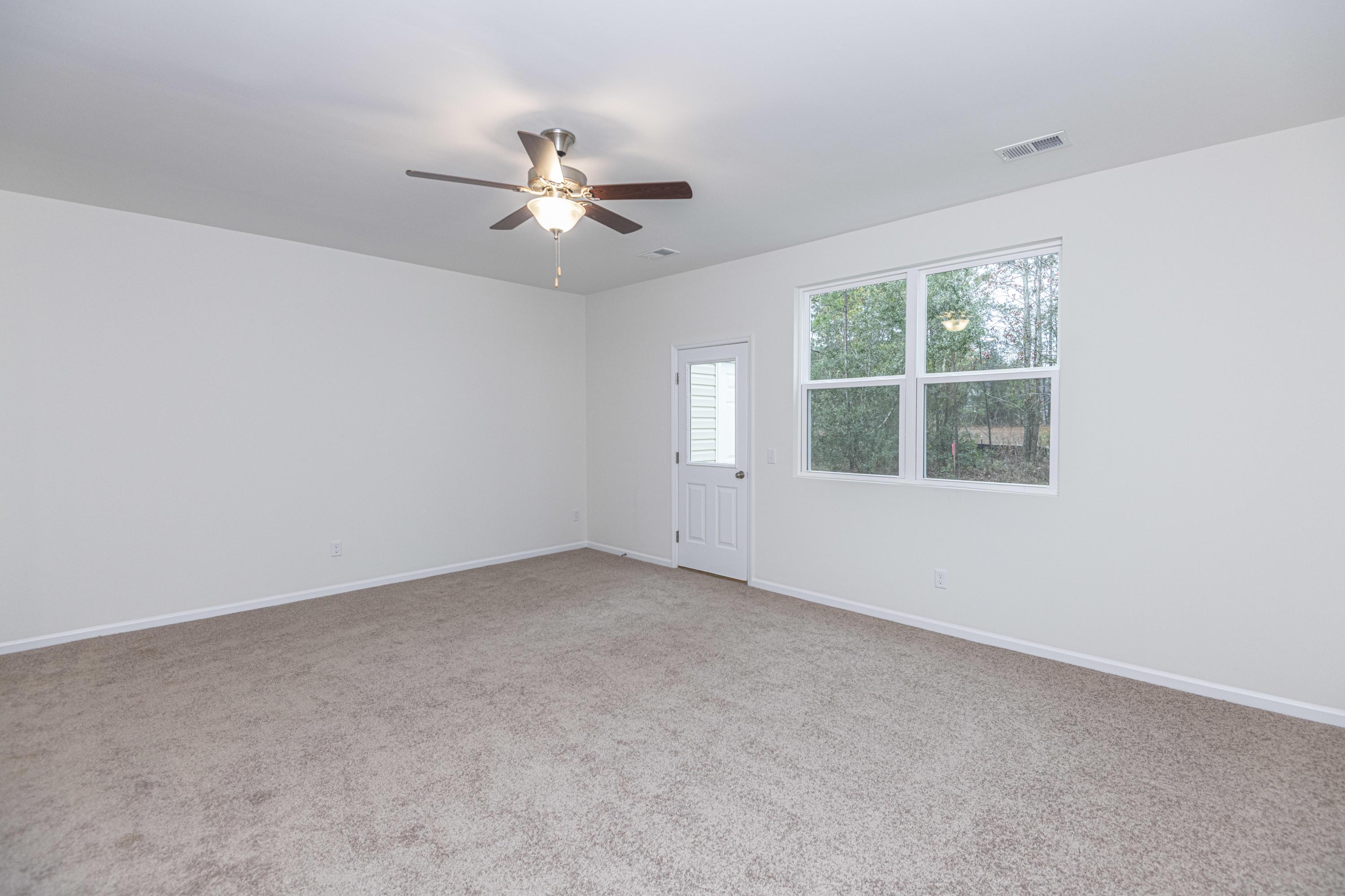 202 Woodward Road, Unit 111 Goose Creek, SC 29445 - Photo 12 of 30 DSC_5276