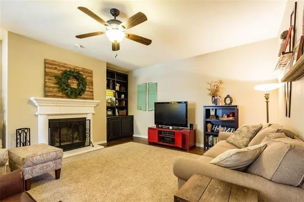 $2,800 | 4633 Chandler Drive, Frisco, TX 75034