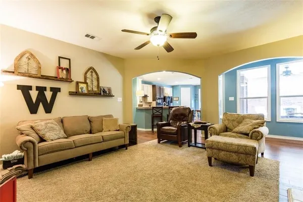 $2,800 | 4633 Chandler Drive, Frisco, TX 75034