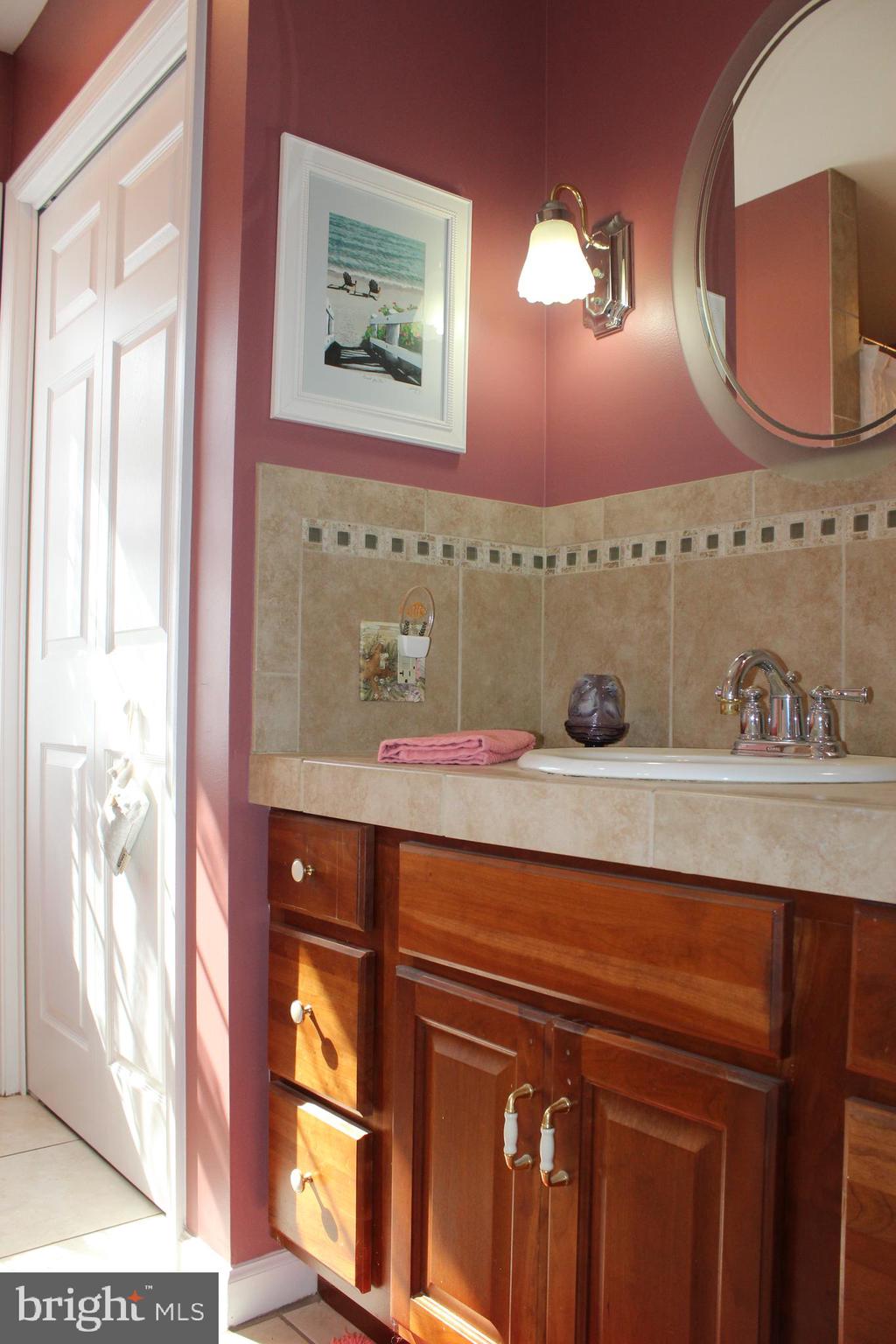 966 Pennsy Road Pequea, PA 17565 - Photo 20 of 44 Primary Bath