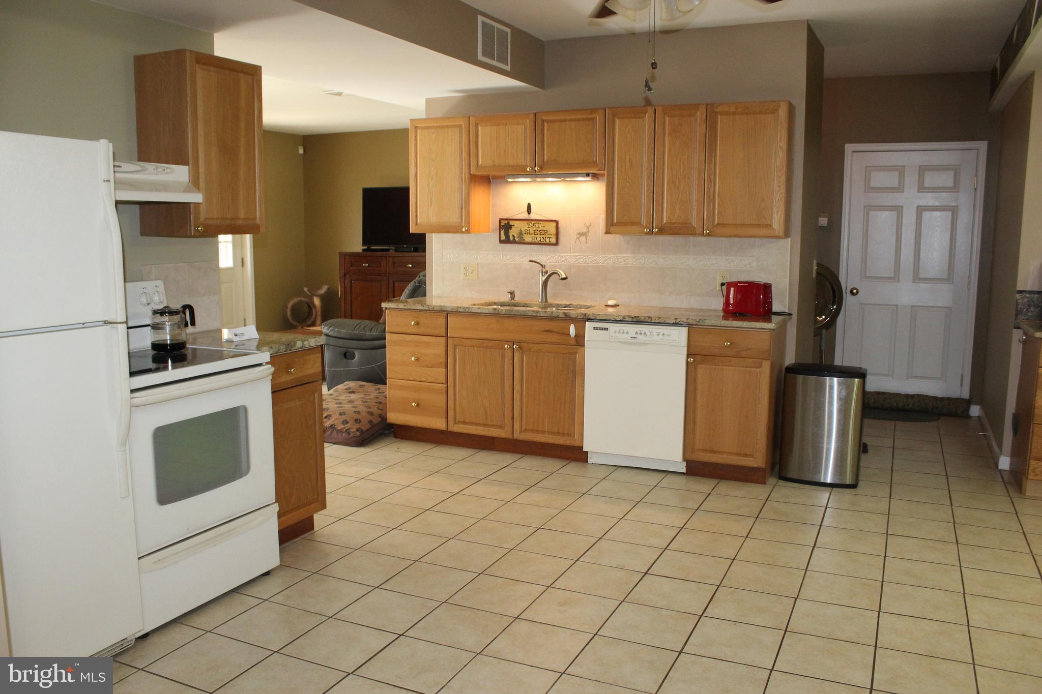 966 Pennsy Road Pequea, PA 17565 - Photo 24 of 44 Lower Level Full Kitchen