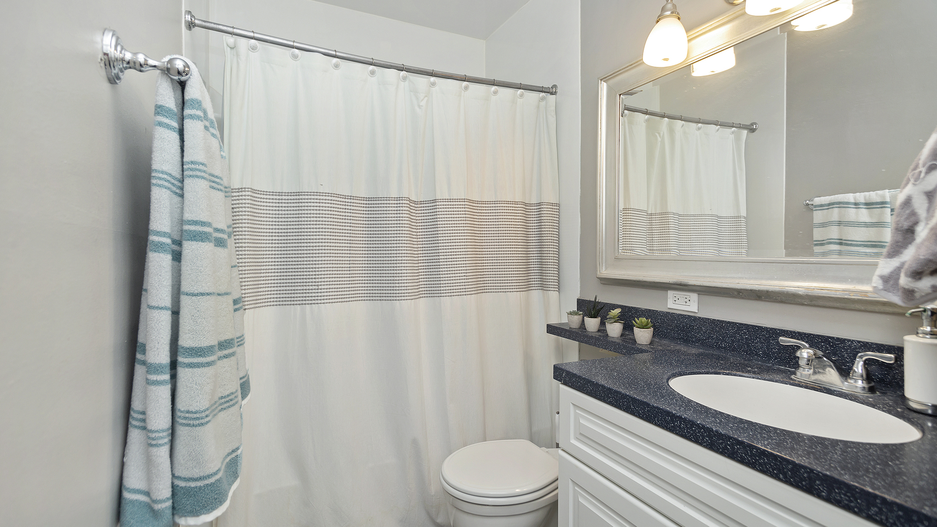 21 West Goethe Street, Unit 7L Chicago, IL 60610 - Photo 15 of 21