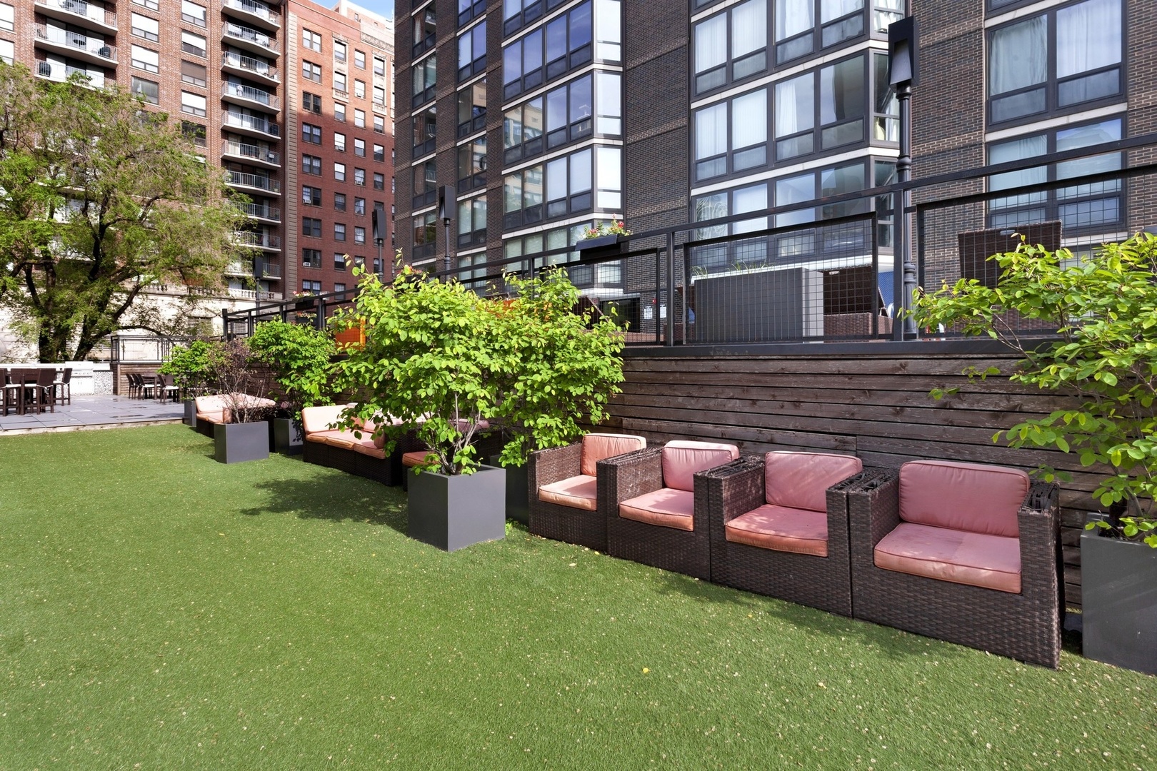 21 West Goethe Street, Unit 7L Chicago, IL 60610 - Photo 18 of 21