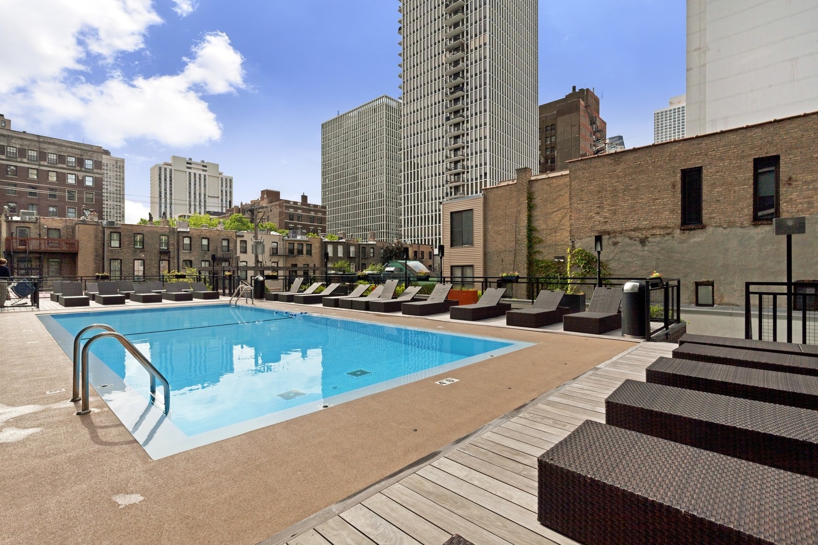 21 West Goethe Street, Unit 7L Chicago, IL 60610 - Photo 20 of 21