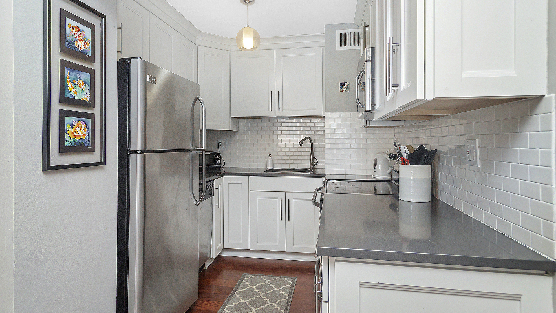 21 West Goethe Street, Unit 7L Chicago, IL 60610 - Photo 9 of 21