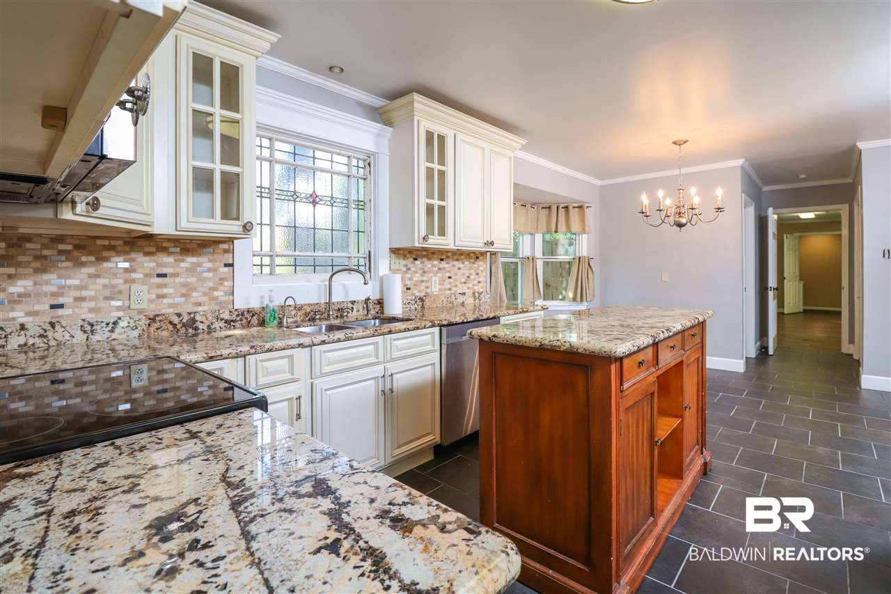 5955 Shenandoah Road South Mobile, AL 36608 - Photo 14 of 30