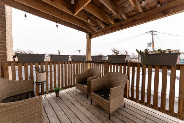 $2,000 | 1826 North 40th Avenue, Unit 2, Stone Park, IL 60165