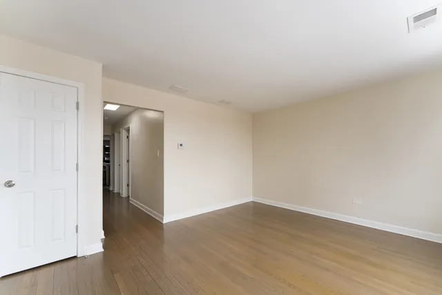 $2,000 | 1826 North 40th Avenue, Unit 2, Stone Park, IL 60165