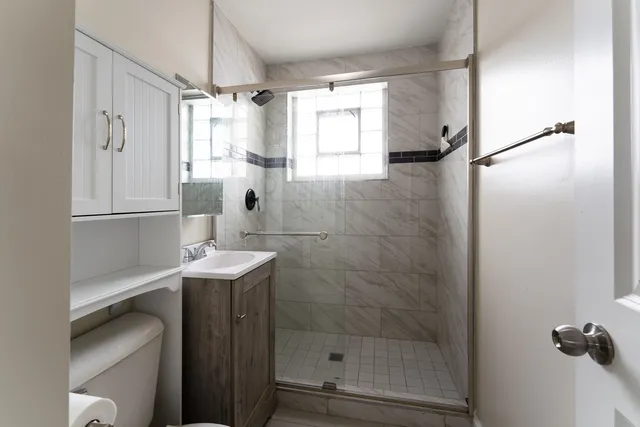 $2,000 | 1826 North 40th Avenue, Unit 2, Stone Park, IL 60165