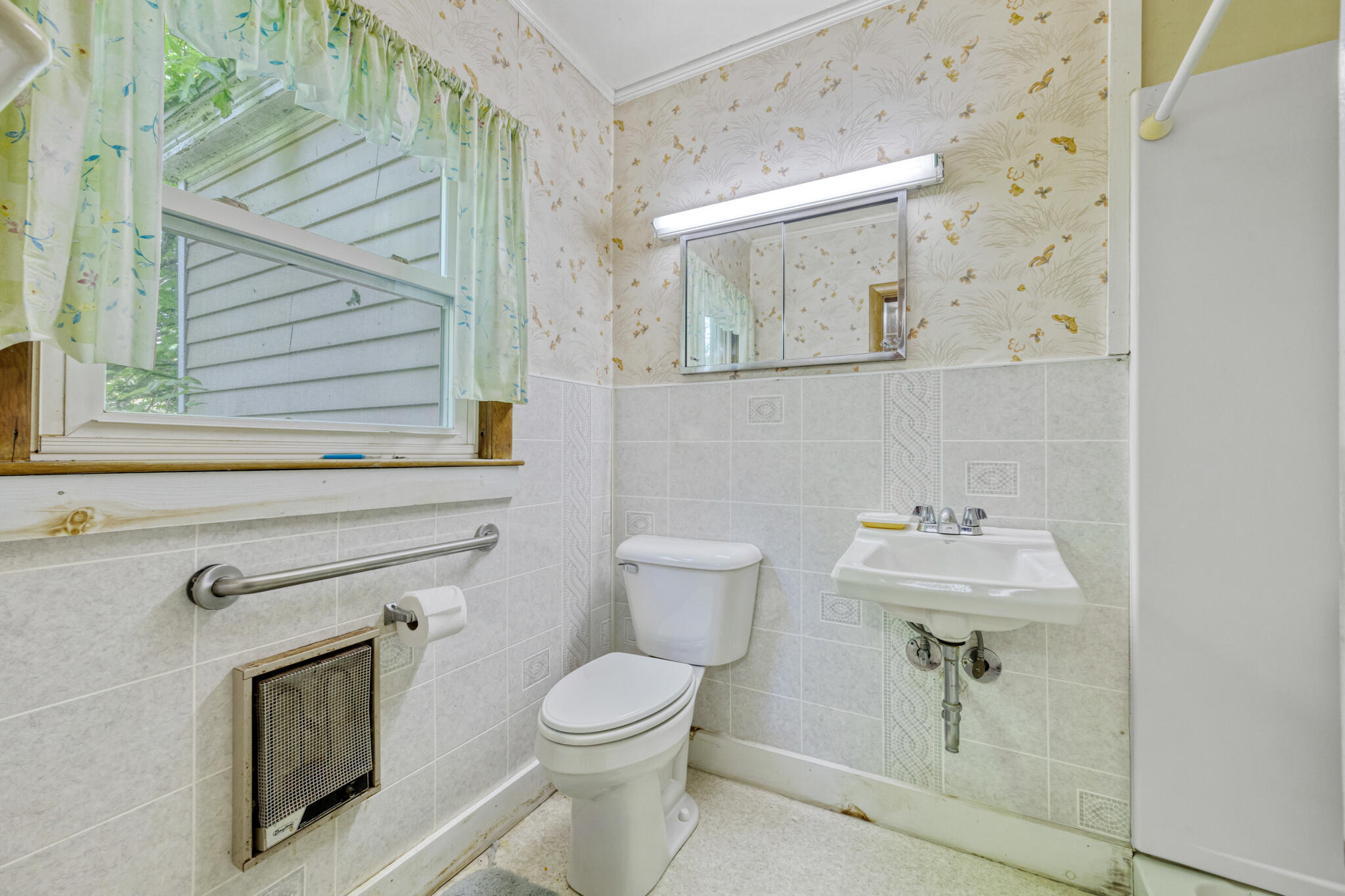 26 Unity Road Albion, ME 04910 - Photo 16 of 47 INT.EXT-16