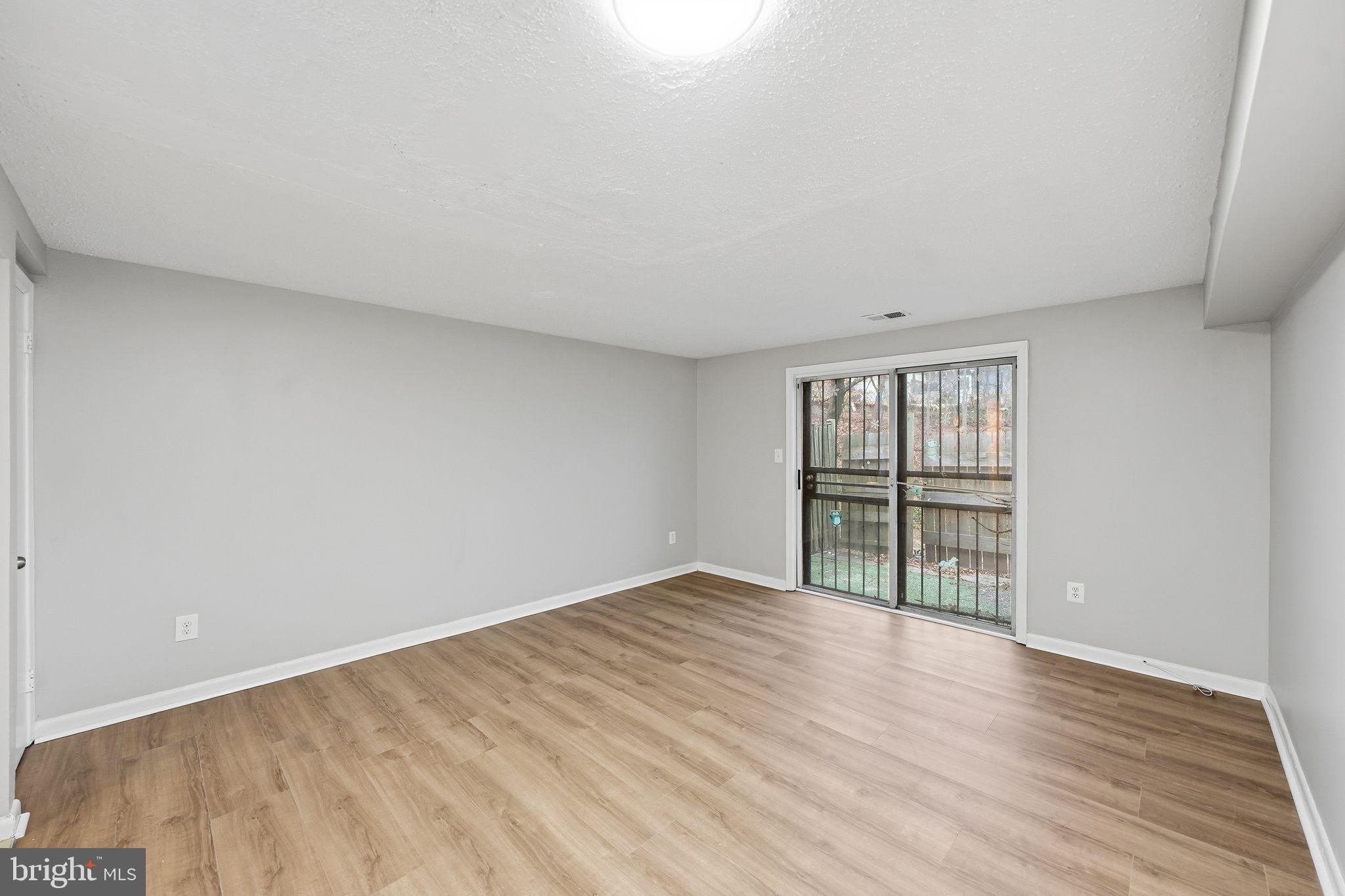 1868 Dutch Village Drive, Unit R277 Landover, MD 20785 - Photo 6 of 16