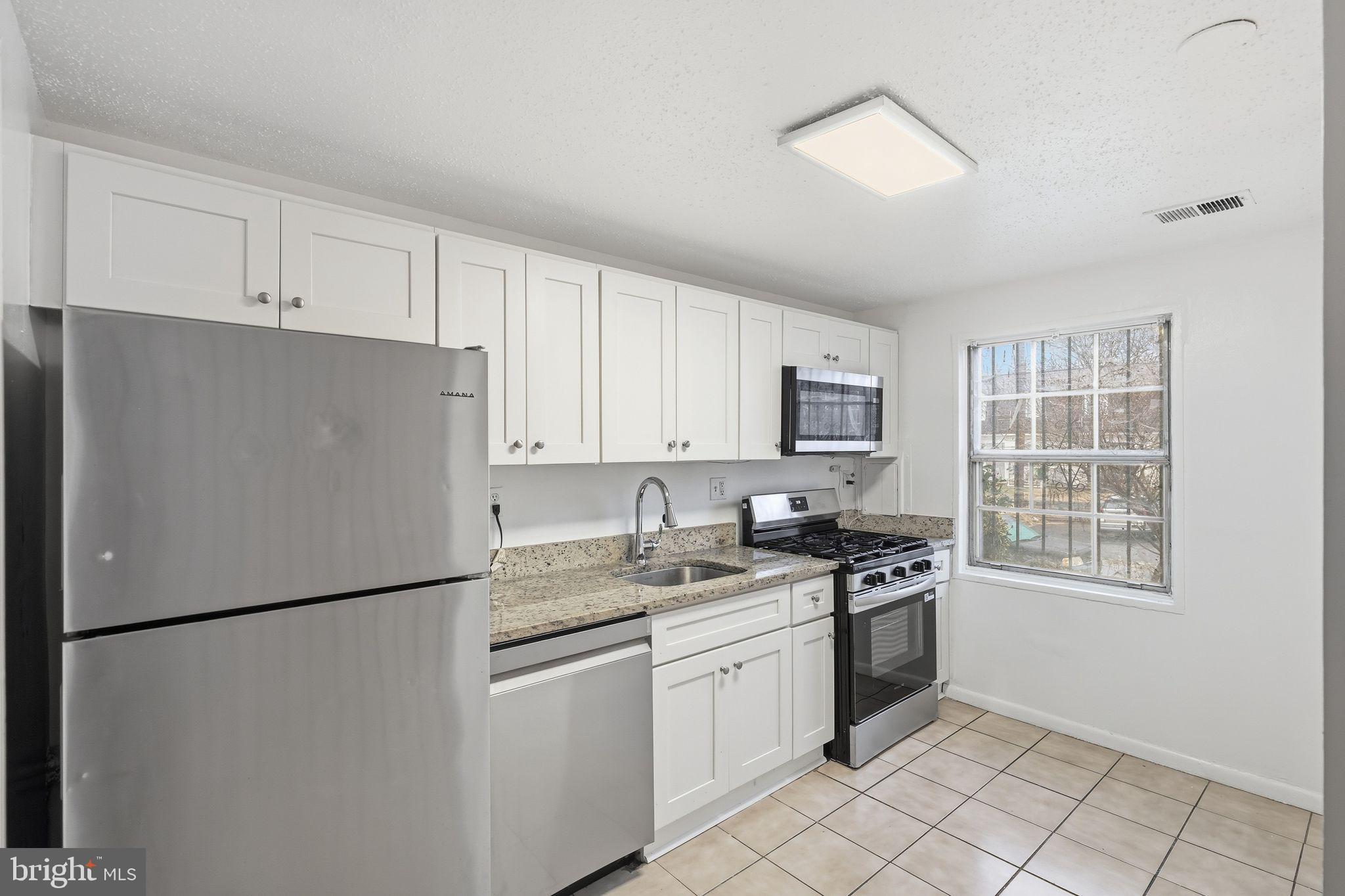 1868 Dutch Village Drive, Unit R277 Landover, MD 20785 - Photo 10 of 16