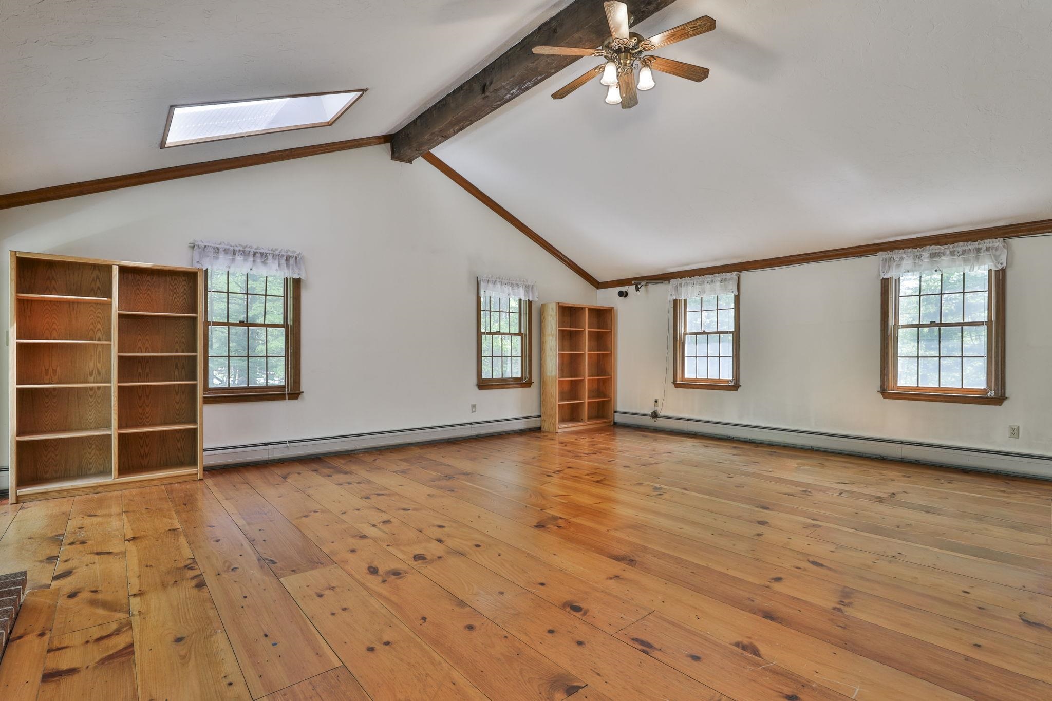 69 Stowell Road Bedford, NH 03110 - Photo 20 of 46