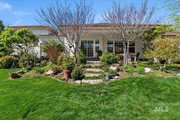 $930,000 | 15164 Pinehurst Way, Caldwell, ID 83607