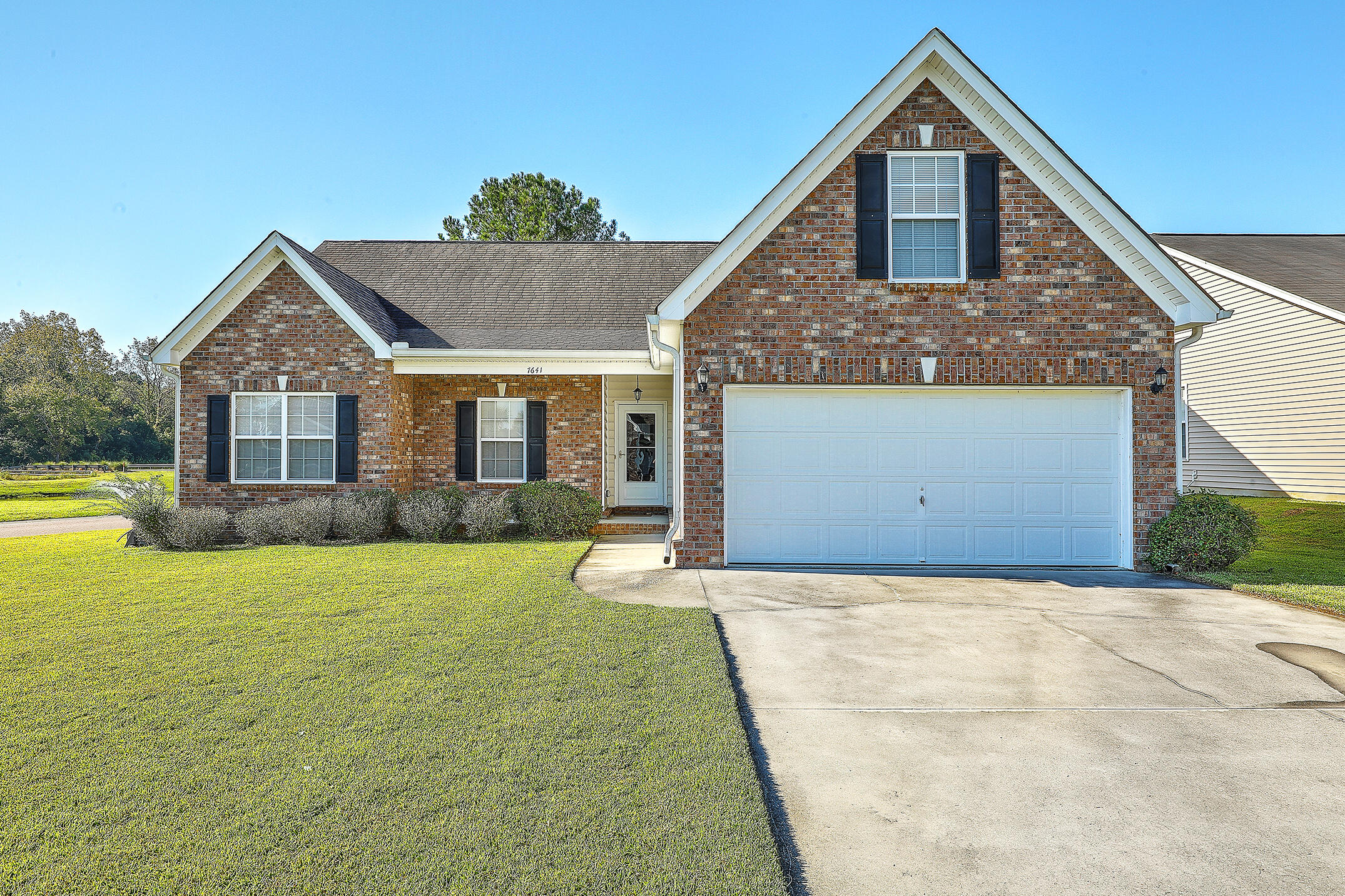 7641 Fayetteville Road North Charleston, SC 29418 - Photo 2 of 25 1R3A5271_2_3_4_5_6_7