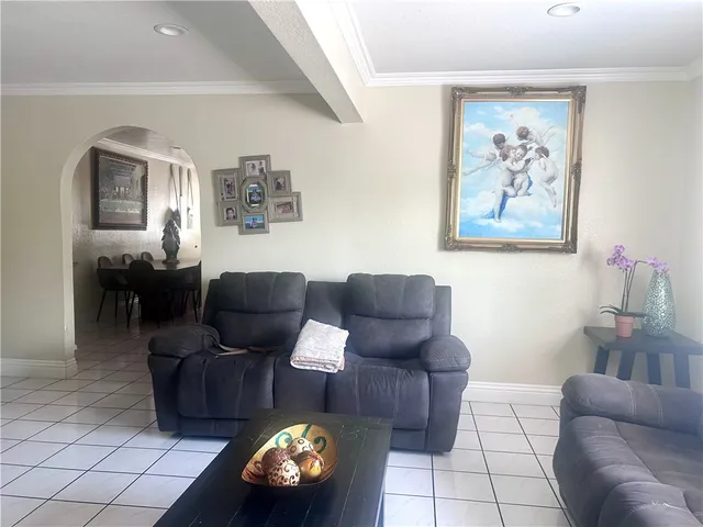 $865,000 | 20551 Saticoy Street, Winnetka, CA 91306