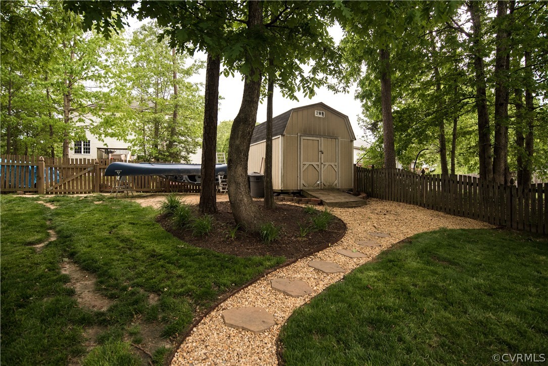 9579 Lockberry Ridge Loop Richmond, VA 23237 - Photo 38 of 41 Gallery Image 38
