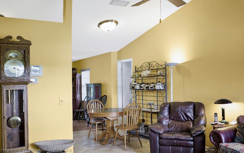 5709 Thunder Road Sebring, FL 33876 - Photo 6 of 11 Gallery Image 6