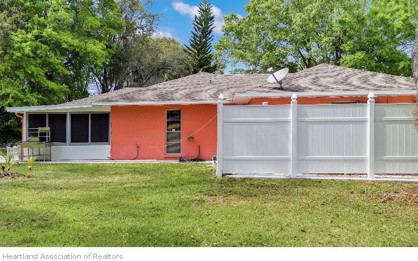 5709 Thunder Road Sebring, FL 33876 - Photo 8 of 11 Gallery Image 8