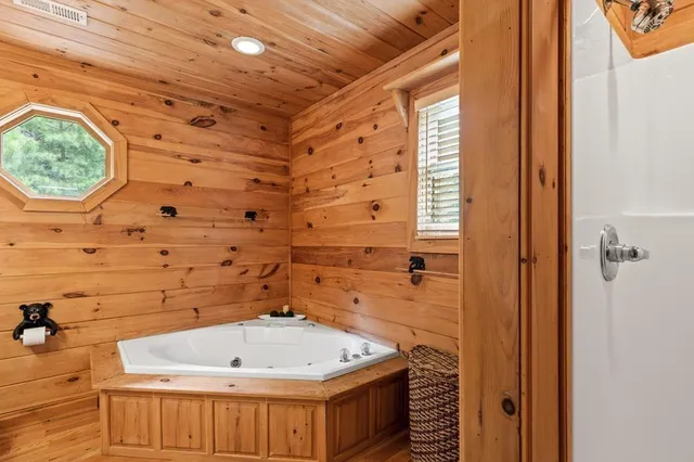 $599,000 | 100 Wintermute Drive, Mineral Bluff, GA 30559