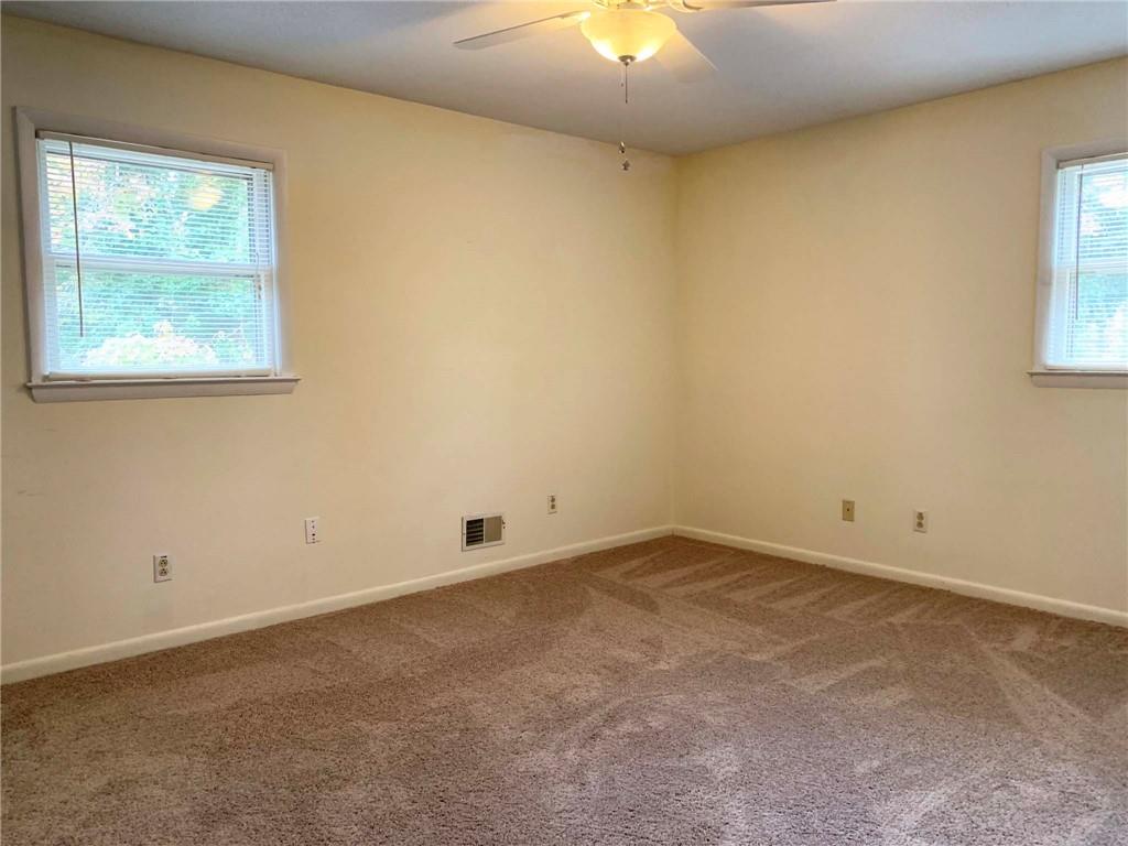 235 Skyline Road Hickory, NC 28601 - Photo 10 of 26 Gallery Image 10