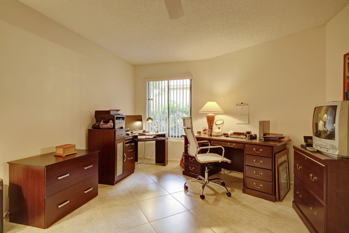 23365 Water Circle Boca Raton, FL 33486 - Photo 26 of 44 Second Bedroom