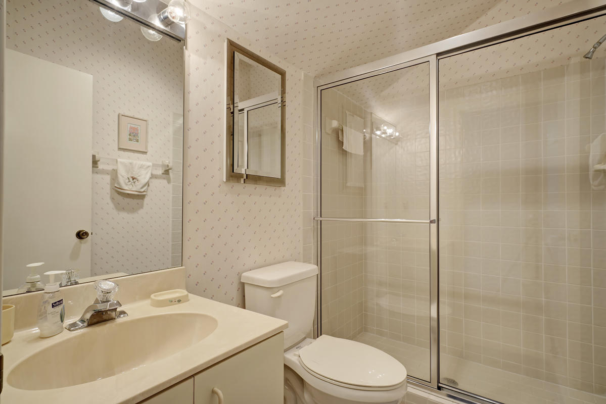 23365 Water Circle Boca Raton, FL 33486 - Photo 33 of 44 Third Loft Bathroom