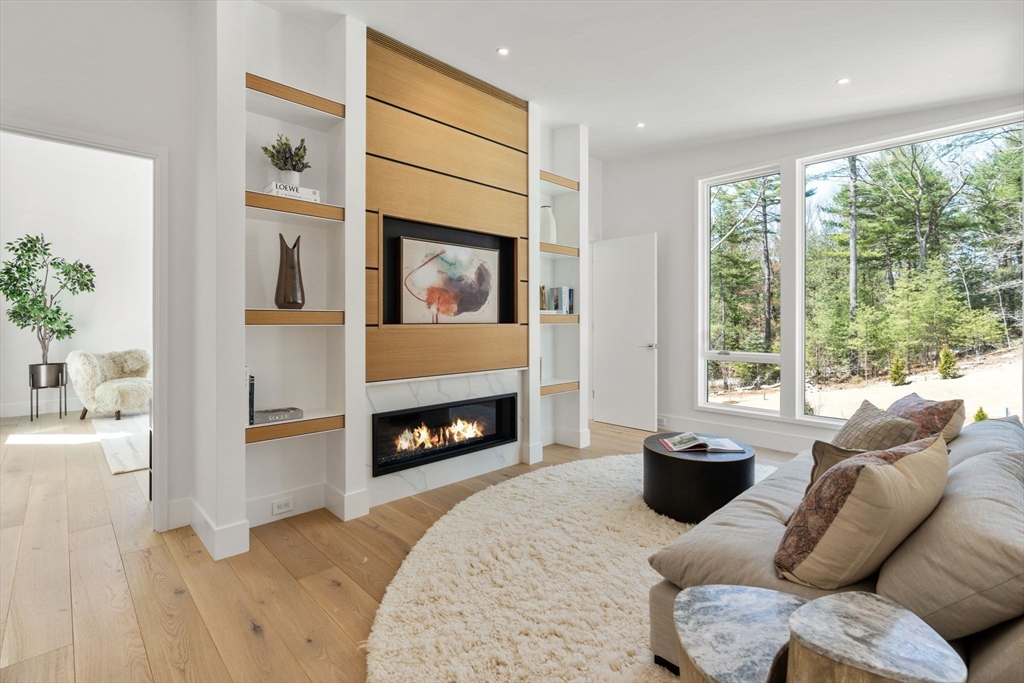 231 Westerly Road Weston, MA 02493 - Photo 5 of 12