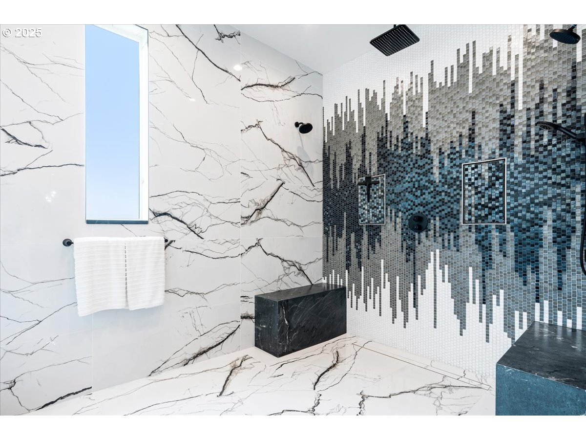 23067 Southwest Curry Ridge Drive Sherwood, OR 97140 - Photo 21 of 48 a view of a entryway