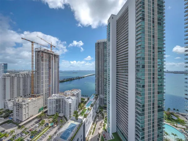 $3,300 | 501 Northeast 31st Street, Unit 2902, Miami, FL 33137