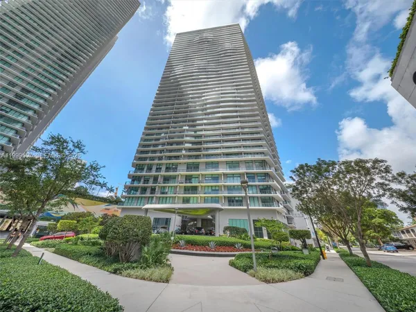 $3,300 | 501 Northeast 31st Street, Unit 2902, Miami, FL 33137