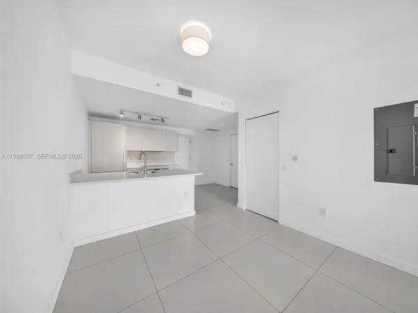 $3,300 | 501 Northeast 31st Street, Unit 2902, Miami, FL 33137