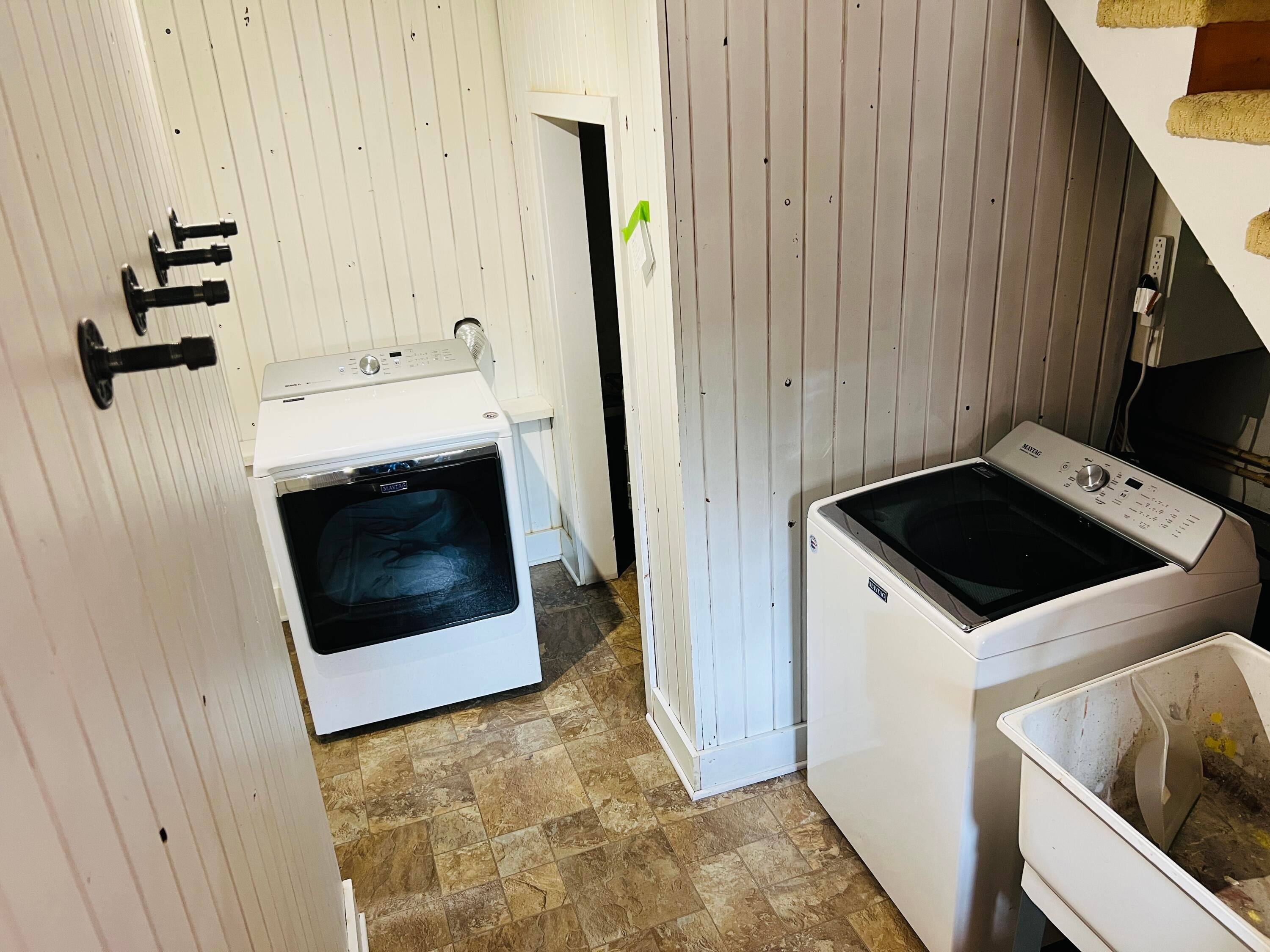 239 Ridge Street Sault Ste. Marie, MI 49783 - Photo 27 of 36 Gallery Image 27