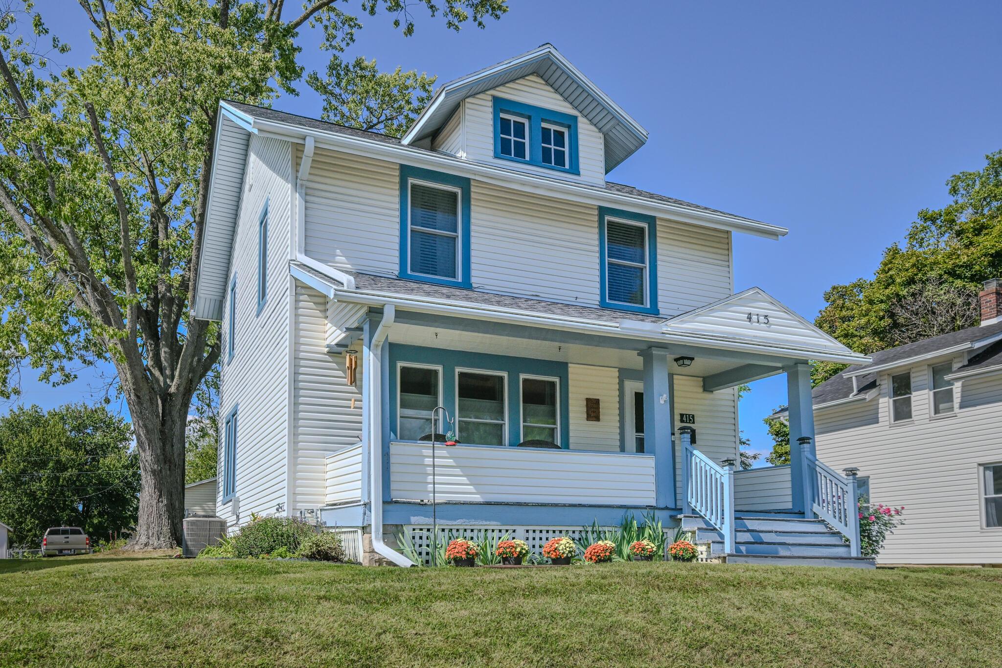 415 Bellaire Avenue Springfield, OH 45503 - Photo 2 of 56 20250929-415 Bellvue-002