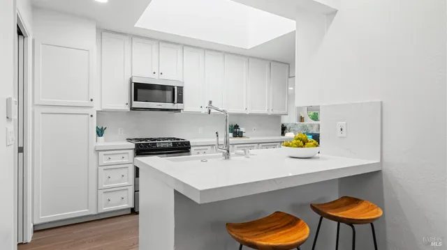 $1,549,000 | 739 Tamarack Drive, San Rafael, CA 94903