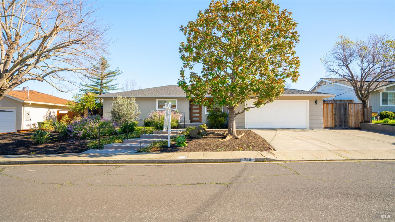 739 Tamarack Drive San Rafael, CA 94903 - Photo 4 of 47