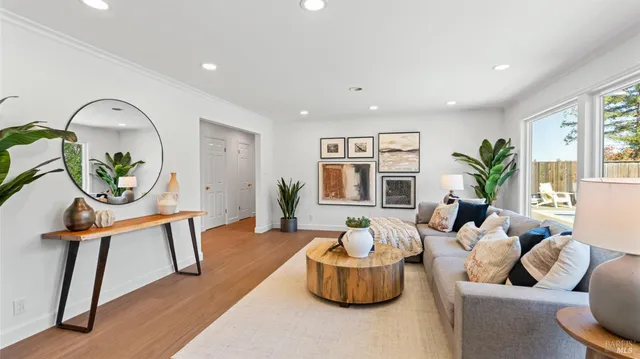 $1,549,000 | 739 Tamarack Drive, San Rafael, CA 94903