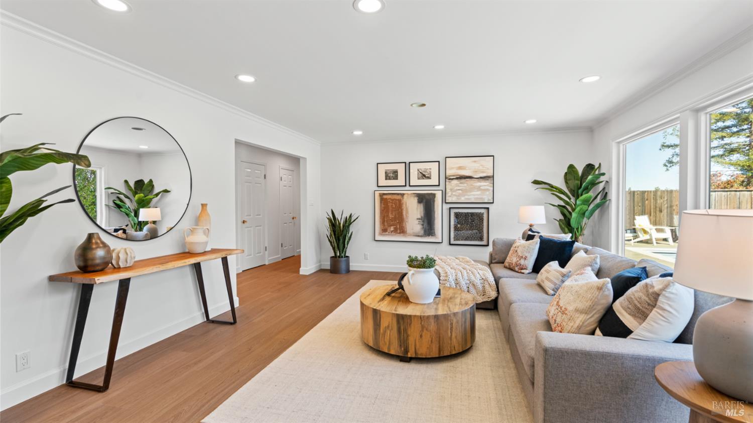 739 Tamarack Drive San Rafael, CA 94903 - Photo 8 of 47